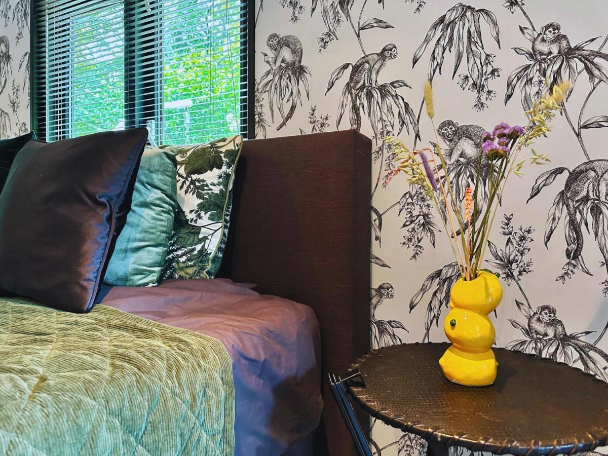 Gezellig Chalet Met 2 Slaapkamers Aan Bosrand Erm Ngoại thất bức ảnh